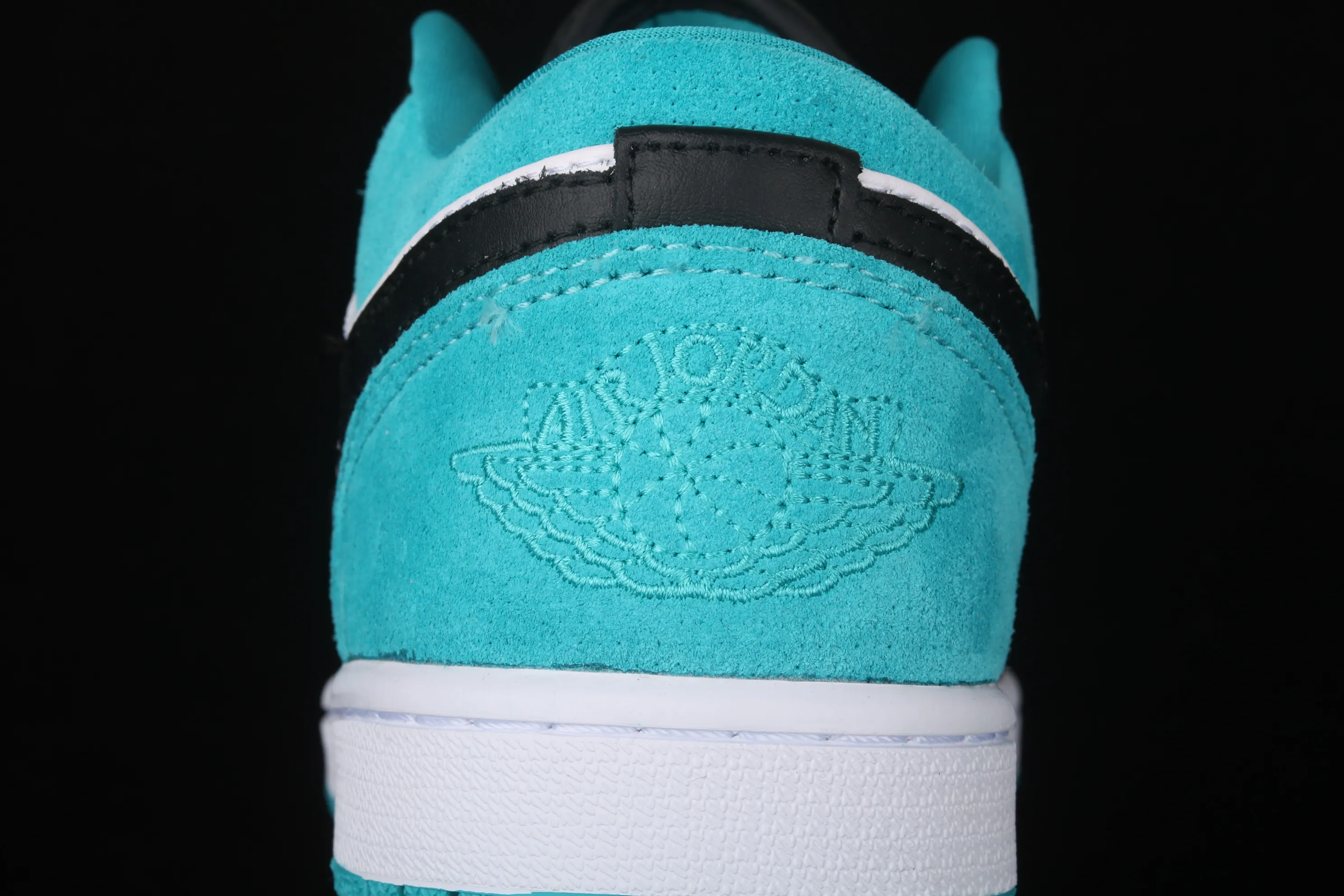 All categories Air Jordan Jordan series basketball shoes Air Jordan 1 Low Different versions Air Jordan 1 Low AJ1 Joe 1 first-layer low-top cultural and leisure sports sneakers CK3022-004